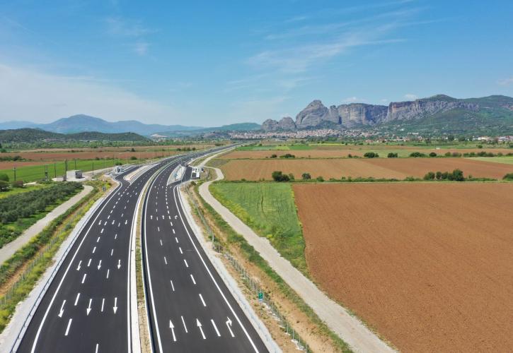 Αυτοκινητόδρομος Ε65: Mετρά αντίστροφα η παράδοση του βόρειου τμήματος (βίντεο)